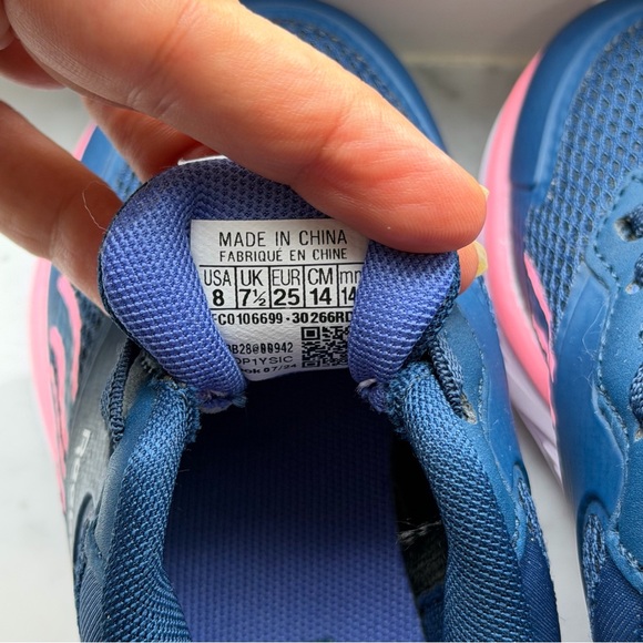 Reebok Kids Blue and Pink Sneakers size 8 - Picture 5 of 7